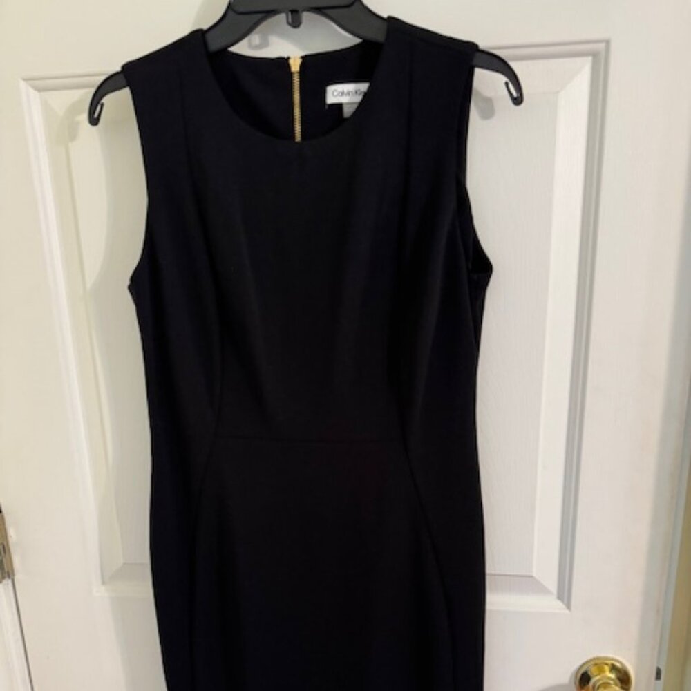 NWT Calvin Klein Sleeveless Black Sheath Dress Gold Zipper Detail 8